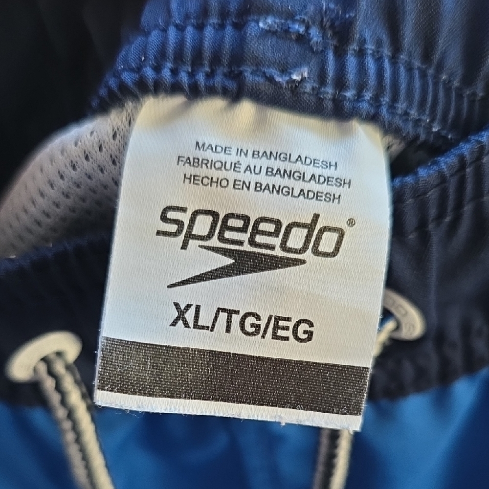 🌊 Speedo Men's Navy + Blue Swim Trunks - Picture 3 of 9